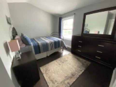 World Cup! Entire Home! Book Now! Dates Available! 10 Mins from Toronto Stadium!