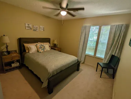 Back of the 9 - Charming townhome w/ lake views