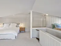 Rarely Available - Downtown Wayzata Home Hotels in Wayzata