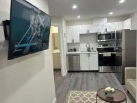 Guest Suite - Cozy Crib 리자이나 호텔