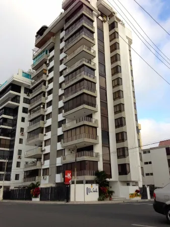 Free WiFi Fiber Optics Salinas Ecuador Ocean FrontInside Parking