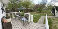 Cozy Beach cottage in Chicks Beach Hotels near Great Neck Plaza Shopping Center