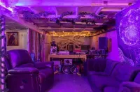 Metabolizm Records Music Studio (Short term rental certificate ID: 314402)