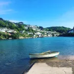 Perfectly located  3 bedroom lodge in Newton Ferrers Hotels in Newton and Noss