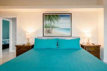 Expansive Ocean, Port, and Launch Views! 4/3.5, 2500sqft, Parks 3!