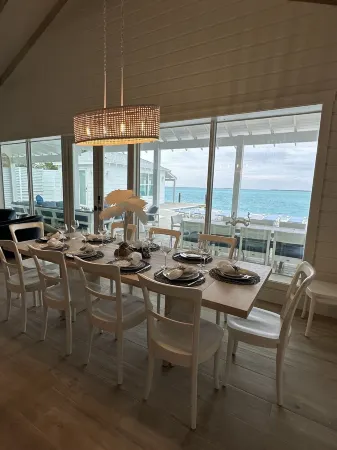 Luxury Beachfront Home, Heated Private Pool, Five King Suites w/ Ensuite Baths!
