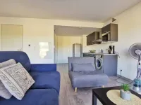 New studio with garden, in residence with swimming pool