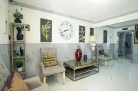 Match Resort - parking