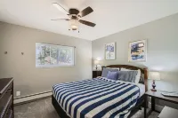 Golden Gate Getaway 4 Bedroom Home by RedAwning