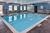 Holiday Inn Express & Suites North Kansas City Hotels in North Kansas City