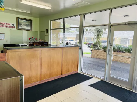 The Shades Motel Отели в г. Браунфилдс