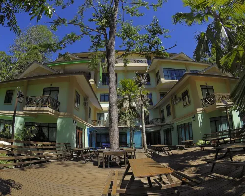 Borneo Tropical Rainforest Resort Kawasan Awam Photos