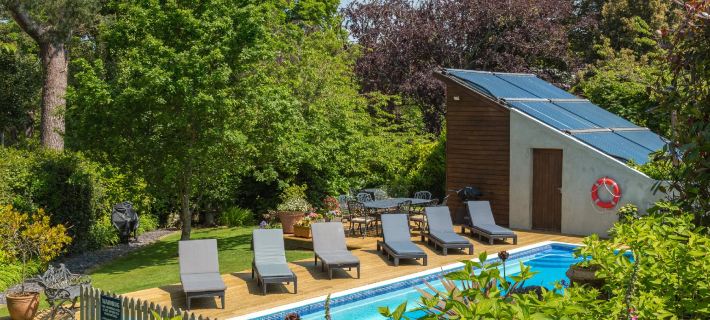 Luccombe Villa Holiday Apartments Hotels in Shanklin
