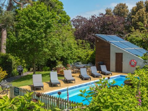 Luccombe Villa Holiday Apartments