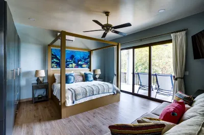 Shedrock Shangrila, Beachfront Pelican Penthouse Suite Hotels in 