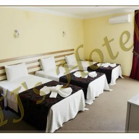 TJ's Hotel