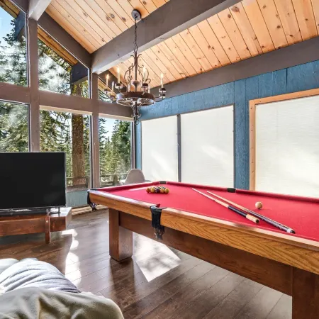 Awesome House Above The Lake/pets Welcome 2 Bedroom Home by Bear Valley Vacation Rentals