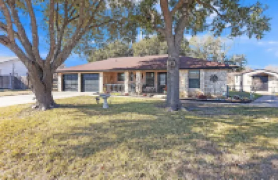 Dean's Retreat at Georgetown 3 Bedroom Home