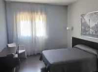 Hostal T4 Hotel a Paracuellos de Jarama