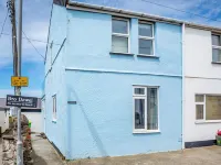 Victoria House Hotels in Rhosneigr