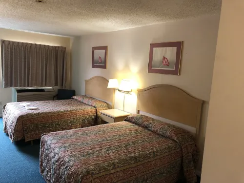 Red Maple Inn Hotels in Scott