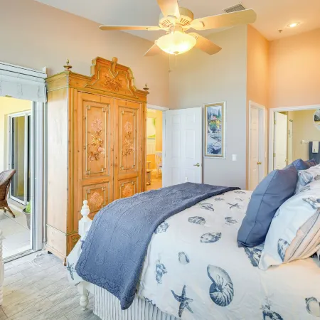 Community Pool: Coastal Escape in Flagler Beach