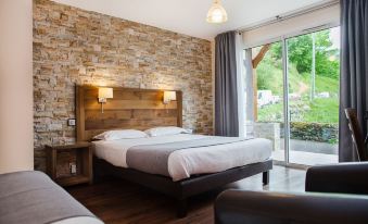 Logis Hotel Erreguina