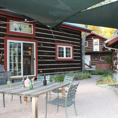 Riverside Meadows Cabins