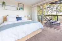 Bush Hideaway by the Beach