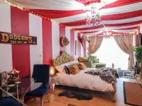 Circus Circus Hotels near Maes y Coed