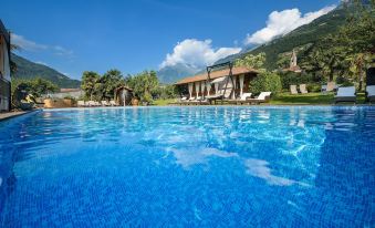Ruster Resort