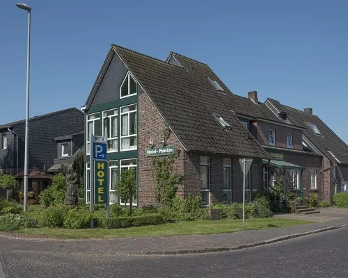 Hotel am Elisabethufer Hotels in Jever