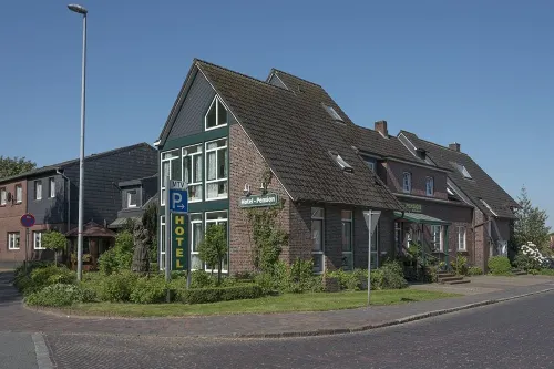 Hotel am Elisabethufer Hotels in Jever