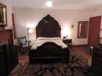 The Noon-Collins Inn Hotels in Ebensburg