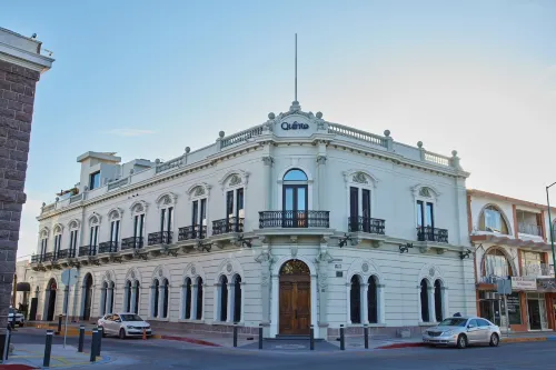 Quinto Hotel Boutique Hotels in Guaymas