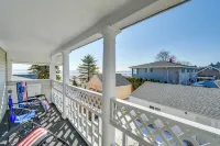 Lake Michigan Vacation Rental 1 Block to Marina! - 3-Star