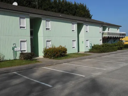 Brit Hotel Limoges Nord Отели в г. Пейрйак