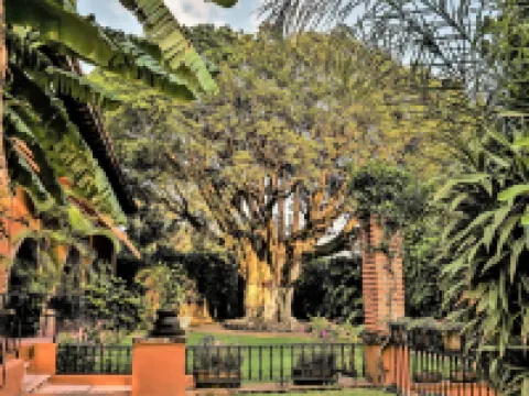 โรงแรม Posada San Angelo โรงแรมในเกวร์นาวากา