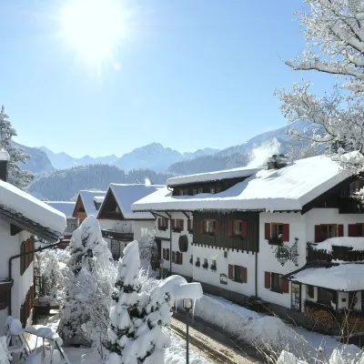 Aparthotel Weinklause Superior Hotels near Sonnegehren