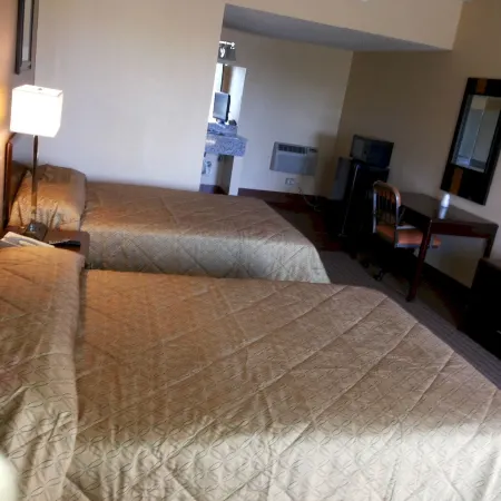Diamond Inn & Suites
