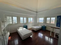 Impact Beach House Hotel di Estoril