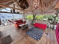 Lonesome George Ecolodge