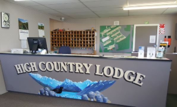 High Country Motel & Backpackers