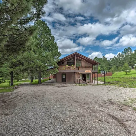 Valley Cloudcroft Hideaway < 8 Mi to Town!
