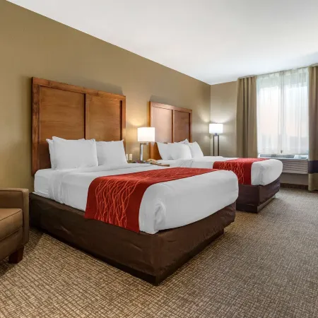 Comfort Inn & Suites Near Mt Rushmore