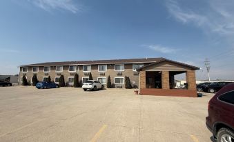 Clarion Hometown Inn - Hizvo