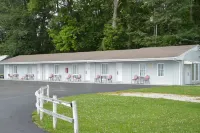 Great Lakes Motel
