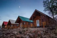 Katie's Cozy Cabins - 2-Star