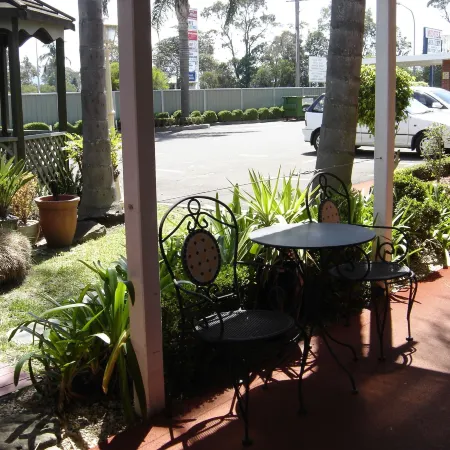 Avaleen Lodge Motor Inn