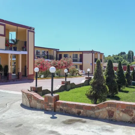 Motel 7 - Near Six Flags, Vallejo - Napa Valley